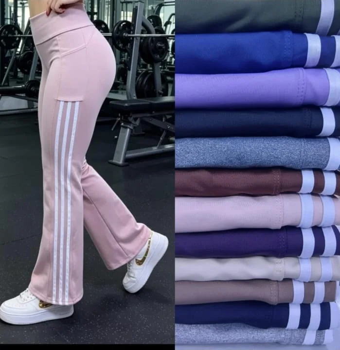 Pantalón Acampanado con Franjas en palo rosa.